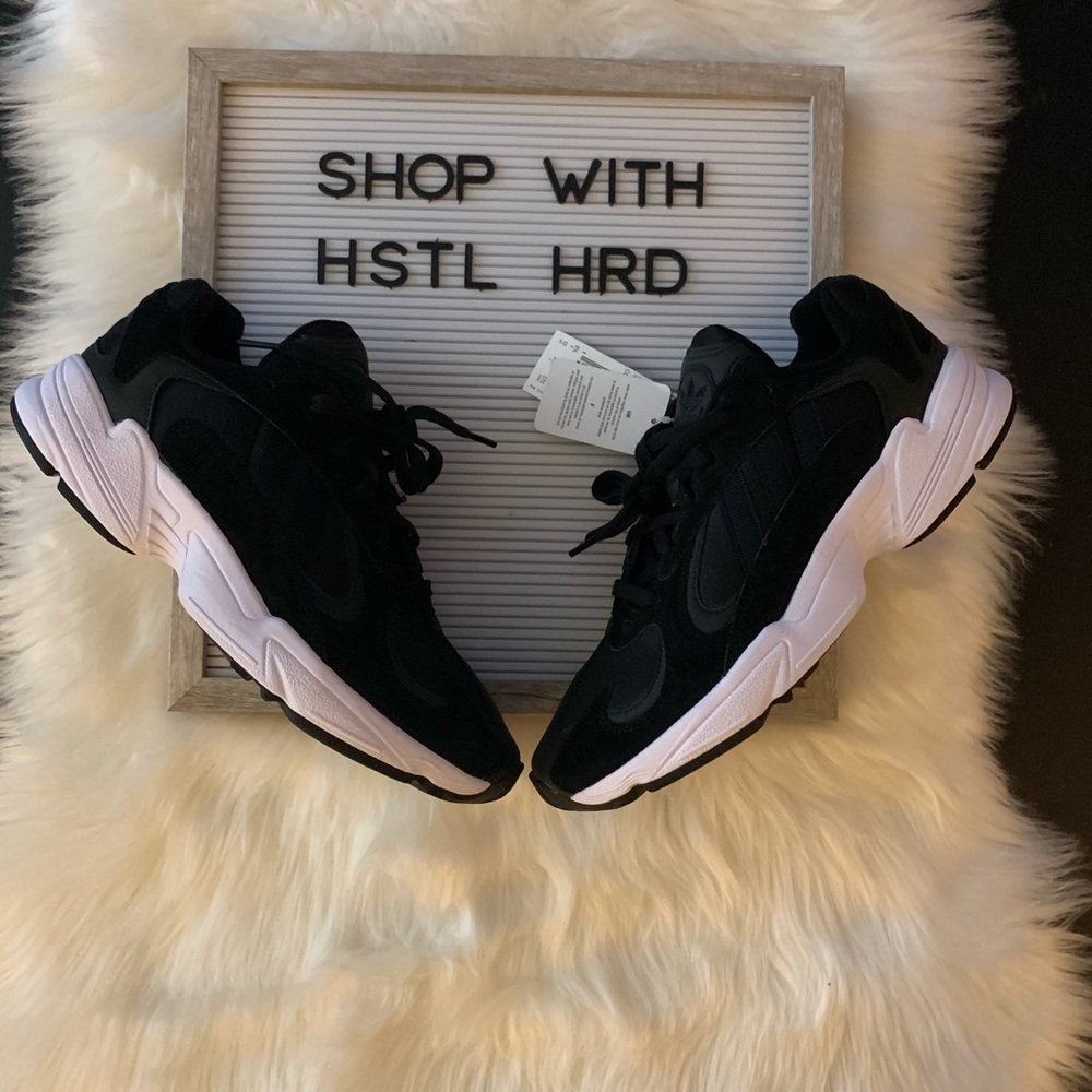 NEW Adidas YUNG 1